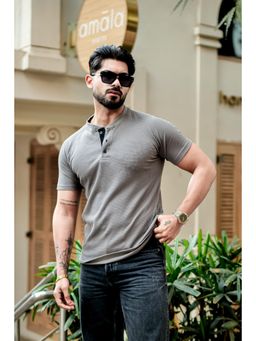 GRITSTONES - Men Dark Grey Contrast Placket Waffle Henley T-shirt