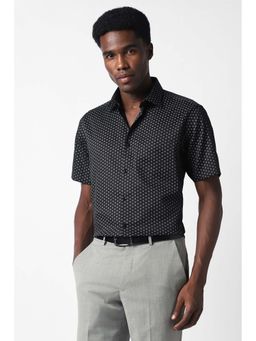 Van Heusen - Men Black Regular Fit Printed Half Sleeves Shirt