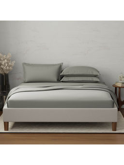 Boutique Living - Emblem 100% Cotton 300 Tc Grey Solid King Dyed Bedsheet With 4 Pillow Covers