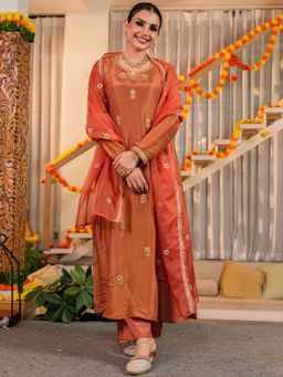 Label Madhuri Thakkar - Orange Floral Hand Embroidery Kurta with Pant and Dupatta