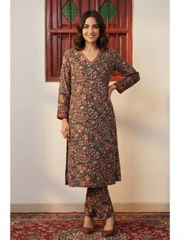 W - Multicolor Floral Printed Thread Work Straight Kurta with Pants Set