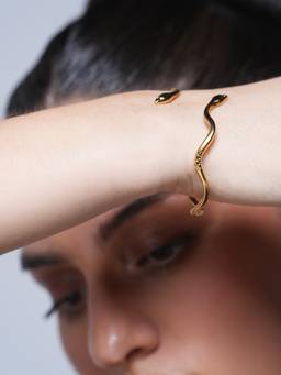 CAO JEWELLERY - Wavy Double-Headed Snake Open Kada