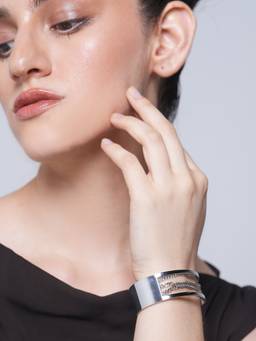 CAO JEWELLERY - Smooth Open Chain Kada
