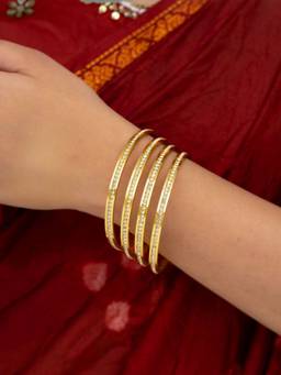 Zeraki Jewels - Leena Bangles (2.4) (Pack Of 4)