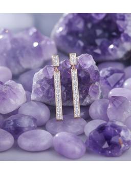 Veli Jewels - Bar Stud Skin-Safe Earrings