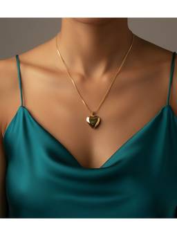 Veli Jewels - Gold Heart Anti Tarnish Necklace