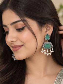 VENI - 92.5 Silver Plated Oxidized Earrings