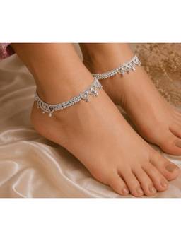 Zeraki Jewels - Vireesha Silver Anklet