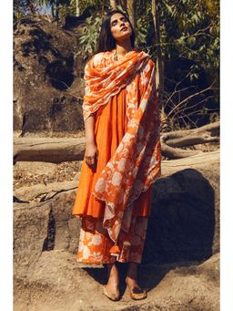 Paulmi & Harsh - Liva Women Cotton Solid Rust Anarkali With Pant And Dupatta
