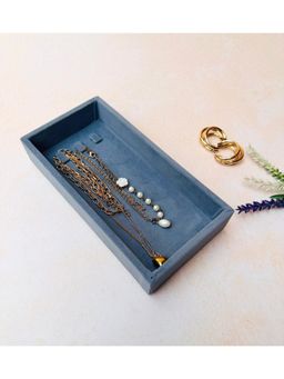 La Trove - Premium Velvet 3 Chains & Necklace Organizer Mini Tray With Hooks Grey