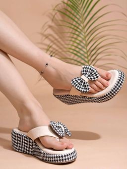 Shoetopia - Ethnic Black Wedges for Girls