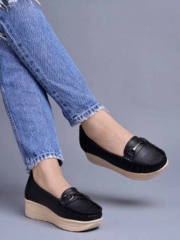 Shoetopia - Upper Bow Detailed Black Loafers for Girls