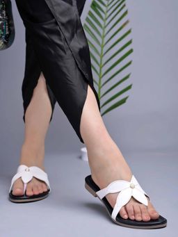 Shoetopia - Stylish Casual White Flats for Girls