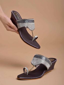 Shoetopia - Embellished Ethnic Grey Wedges for Girls