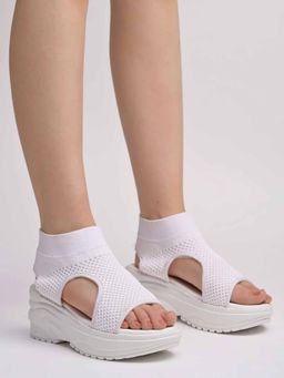 Shoetopia - Fashion & Comfortable Casual White Sandals for Girls