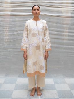 PRIYANKA RAAJIV - Aloka Ivory Patchwork Kurta (Set of 2)