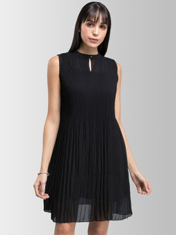 FABLE STREET - Black Solid Dress