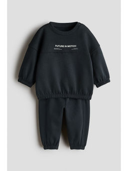 H&M - Boys Black 2-Piece Sweatshirt and Joggers