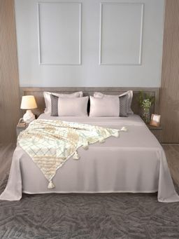 House of Owlet - Soft Grey Solid Super King Bedsheet With 2 Pillow Covers