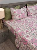 Pink color option, Currently selected