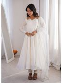 Off White color option, Currently selected