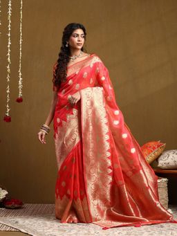 Garden VARELI - Women Red Silk Blend Woven Saree With Unstitched Blouse