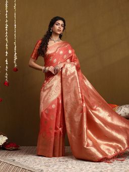 Garden VARELI - Women Pink Silk Blend Woven Tassel Saree With Unstitched Blouse