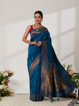Garden VARELI - Women Blue Silk Blend Woven Saree With Unstitched Blouse