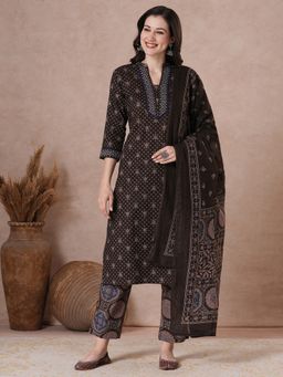 Kami Kubi - Women Charcoal Black Micro Print Kurta with Pant and Dupatta