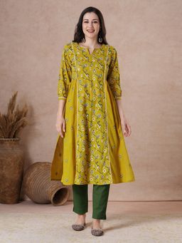 Kami Kubi - Women Mustard Cotton Floral Kurta