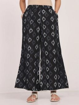SAVI - Women Green Cotton Ethnic Motifs Printed Palazzo