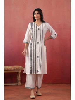 SAVI - Women White Cotton Embroidered Kurta and Pant