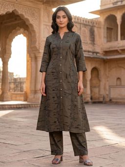 ARAMYA - Women Green Viscose Abstract Kurta with Pant