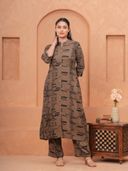 Brown color option, Sold out, Currently selected