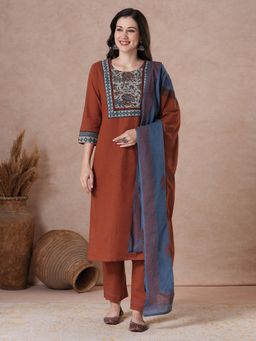 Kami Kubi - Women Rust Bagru Printed Yoke Kurta with Pant and Dupatta
