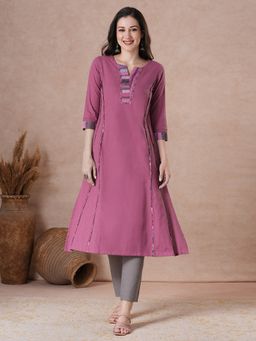 Kami Kubi - Women Pink Cotton Plain Kurta