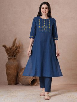 Kami Kubi - Women Blue Cotton Textured Kurta
