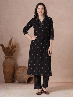 Kami Kubi - Women Black Printed Cotton Handcrafted Mirror Work Kurta and Pant
