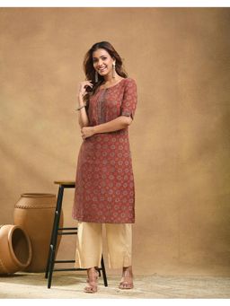 Fabindia - Maroon Cotton Ajrakh Printed Slim Fit Knee Length Kurta