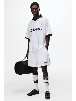 H&M - Men White Relaxed Fit Football Shorts