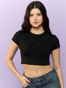 Outzidr - Black Basic Fitted Crop Street Style Top