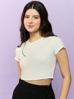 Outzidr - White Basic Fitted Crop Street Style Top