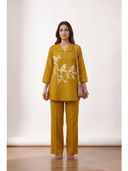 Mustard color option
