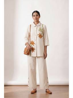 Jisora - Women's Off-White Embroidery Cotton Flex Co-Ord Set