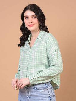 CRIMSOUNE CLUB - Women Green Printed Cropped Shirt