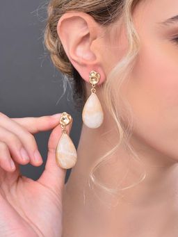REENISAA - Beige Resin Drop Earrings