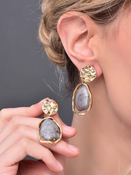 REENISAA - Grey Acrylic Drop Earrings