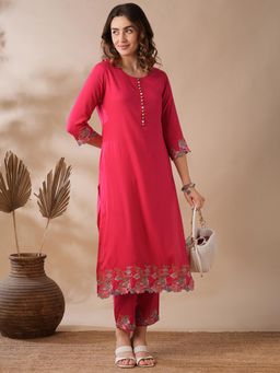 Globus - Pink Potli Button Floral Scalloped Hem Straight Workwear Kurta and Pants (Set of 2)