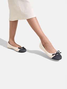 Neeman's - BALLET Flats Ivory