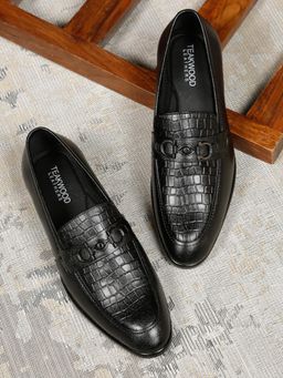 Teakwood - Men Black Croco Embossed Leather Loafer Shoes